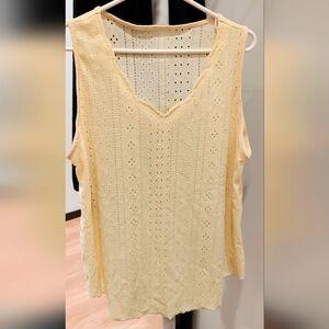 Eyelet Tank Top   Size 1X